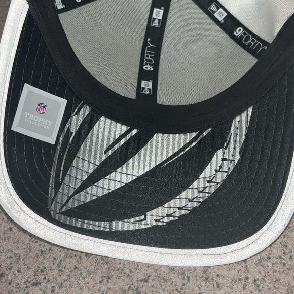 NFL Official 2017-2018 Philadelphia Eagles Conference Champion Hat. - Picture 6 of 7